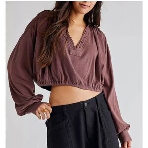 We The Free Women's Plum Cropped Balloon Sleeve Blouse